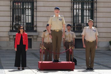 İspanya Kralı VI. Felipe, Ordu Yüksek Konseyi sırasında, 26 Mayıs 2025 'te İspanya' nın Madrid kentinde, Ordu Karargahında. Toplantı askeri liderleri bir araya getiriyor..