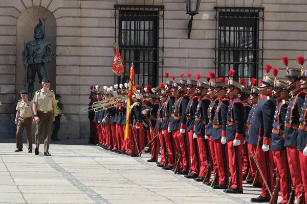 İspanya Kralı VI. Felipe, Ordu Yüksek Konseyi sırasında, 26 Mayıs 2025 'te İspanya' nın Madrid kentinde, Ordu Karargahında. Toplantı askeri liderleri bir araya getiriyor..