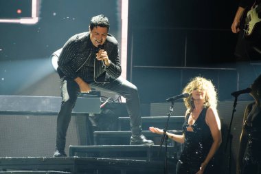 Şarkıcı Chayanne, 29 Mayıs 2025 'te İspanya' nın Madrid kentinde Movistar Arena 'da verdiği konserde performans sergiliyor.