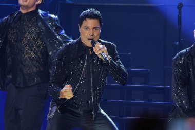 Şarkıcı Chayanne, 29 Mayıs 2025 'te İspanya' nın Madrid kentinde Movistar Arena 'da verdiği konserde performans sergiliyor.