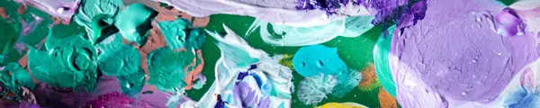 Dünya sanat günü konsepti. Klasik soyut tasarım. Yaratıcı tasarım, pazarlama kampanyaları ve ilham verici arka planlar için canlı çok renkli sanat. Uzayı kopyala Duvar Kağıdı