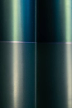 Modern bir tasarım için deniz mavisi tonunda metalik doku. Son teknoloji görsel cazibe için ideal. Lüks reklam kavramları için sim. Boşluğu kopyala