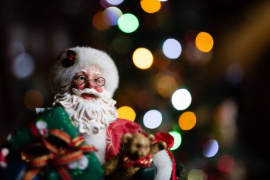 Noel Baba 'nın süsü Nazik bir gülümsemeyle