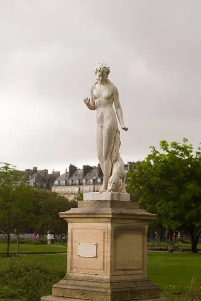Paris Şehir Paris Heykeli
