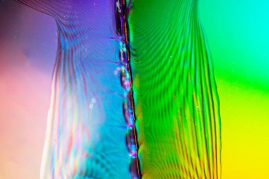 Holografik bir Parlak Dalgalı Soyut Arkaplan Su Dokuları Görsel Dalga