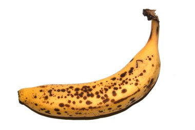 Beyaz bir arka planda derisi yüzülmüş olgun bir muz