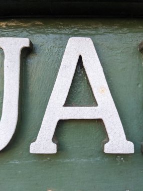 Sıkıntılı Durum Tipografisinde Yazılı Bir Harf Bulundu