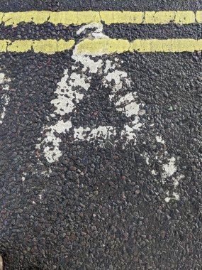 Sıkıntılı Durum Tipografisinde Yazılı Bir Harf Bulundu