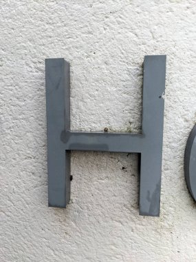 Sıkıntılı Durum Tipografisinde Yazılı Bir Harf Bulundu