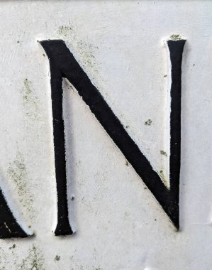 Sıkıntılı Durum Tipografisinde Yazılı Bir Harf Bulundu