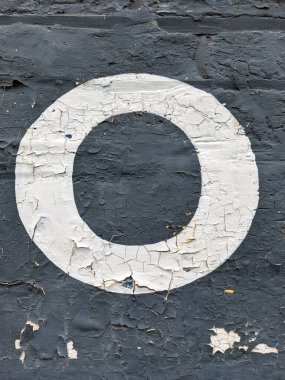 Sıkıntılı Durum Tipografisinde Yazılı Bir Harf Bulundu