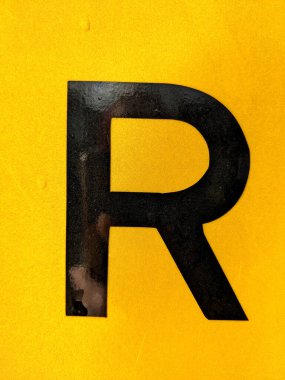 Sıkıntılı Durum Tipografisinde Yazılı Bir Harf Bulundu