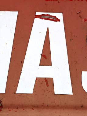 Sıkıntılı Durum Tipografisi ile Yazılan Sözcük Fidye Defteri Bulundu