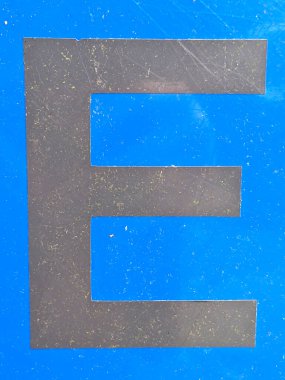 Sıkıntılı Durum Tipografisi ile Yazılan Sözcükler Fidye Notu E Bulundu