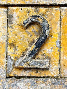 Sıkıntılı Durum Tipografisinde Yazılı Sözcükler 2 Numara Bulundu