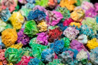 Güzel Çiçekli Bebekler Düğünler ve Tasarım İçin Siyah Arkaplanda Nefes Alıyor