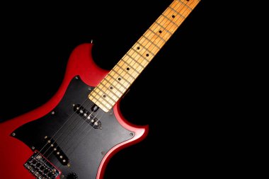 Retro Vintage Kırmızı Gitarın Kapanışı