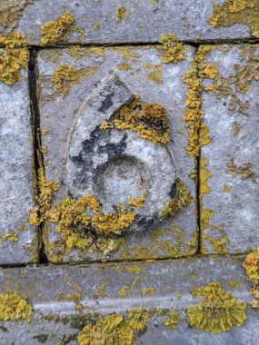 Sıkıntılı Durum Tipografisinde Yazılan Sözcükler Altı Altı Numara Buldu