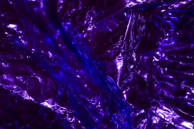 Mor Parlak Holografik Buruşuk Metalik