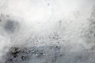 Su Yoğunlaşması Küçük Köpükler Bir Cam Pencere Nem Yakın