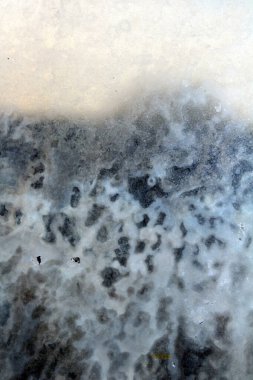 Su Yoğunlaşması Küçük Köpükler Bir Cam Pencere Nem Yakın