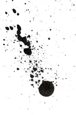 Siyah Dağınık Yaratıcı Mürekkep Damlaları ve Mürekkep lekesi Beyaz Arkaplana Kapanıyor