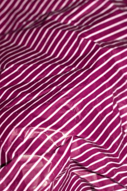 Plastik Kağıt üzerinde Tatlı Paket Çizgileri Buruşmuş Dikey veya Yatay Çizgili Arkaplan