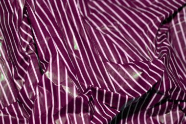 Plastik Kağıt üzerinde Tatlı Paket Çizgileri Buruşmuş Dikey veya Yatay Çizgili Arkaplan