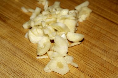 Doğranmış Sarımsağı Kapat