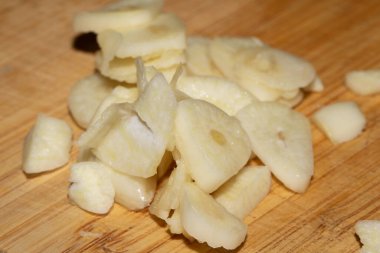 Doğranmış Sarımsağı Kapat