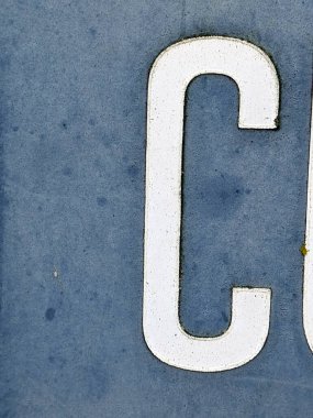 Sıkıntılı Durum Tipografisi ile Yazılan Sözcükler C Harfi Bulundu