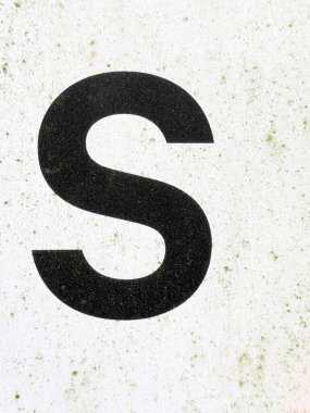 Sıkıntılı Durum Tipografisi ile Yazılan Sözcükler S Harfi Bulundu