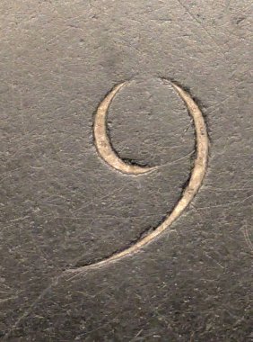 Sıkıntılı Durum Tipografisi ile Yazılan Sözler Fidye Numarası 9 'u Buldu