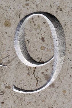 Sıkıntılı Durum Tipografisi ile Yazılan Sözler Fidye Numarası 9 'u Buldu