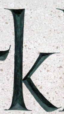 Sıkıntılı Durum Tipografisi ile Yazılan Sözcükler Fidye Harfi K Bulundu