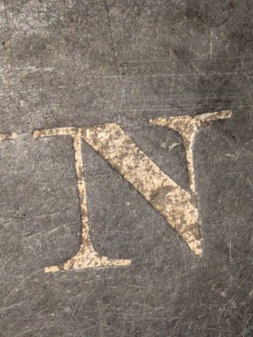 Sıkıntılı Durum Tipografisi ile Yazılan Kelimeler Fidye Mektubu N 'yi Buldu