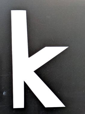 Sıkıntılı Durum Tipografisi ile Yazılan Sözcükler Fidye Harfi K Bulundu