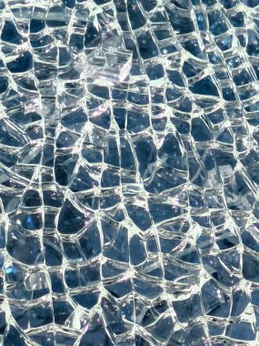 Kırık cam parçalarını kapat. Parçalanmış arkaplan parçaları.