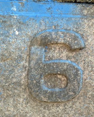 Sıkıntılı Durum Tipografisinde Yazılan Sözler 6 Numaralı Fidyeyi Buldu