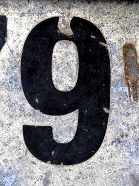 Sıkıntılı Durum Tipografisinde Yazılan Sözler Dokuz Numara Fidye Bulundu