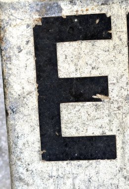 Sıkıntılı Durum Tipografisi ile Yazılan Sözcükler Fidye Mektubu E Bulundu