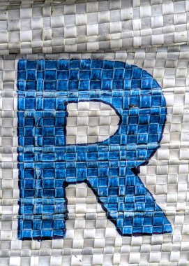 Sıkıntılı Durum Tipografisi ile Yazılan Kelimeler Fidye Mektubu R 'yi Buldu