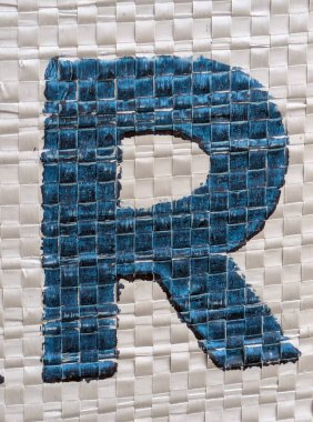 Sıkıntılı Durum Tipografisi ile Yazılan Kelimeler Fidye Mektubu R 'yi Buldu