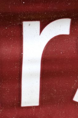 Sıkıntılı Durum Tipografisi ile Yazılan Kelimeler Fidye Mektubu R 'yi Buldu