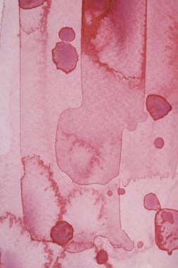 Kalın suluboya boya, dağınık arka plan, ince ve pembe çizgiler.