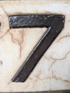 Sıkıntılı Durum Tipografisinde Yazılan Sözler Fidye Numarası 7 'yi Buldu