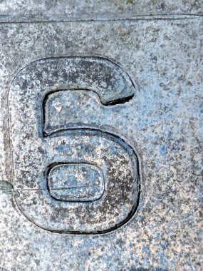 Sıkıntılı Durum Tipografisinde Yazılan Sözler 6 Numaralı Fidyeyi Buldu