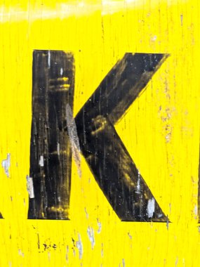 Sıkıntılı Durum Tipografisi ile Yazılan Sözcükler Fidye Harfi K Bulundu