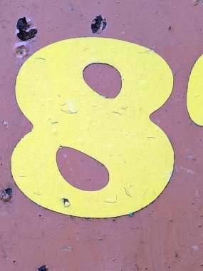 Sıkıntılı Durum Tipografisinde Yazılan Sözler Fidye Numarası 8 'i Buldu