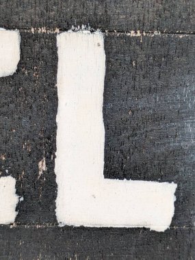 Sıkıntılı Durum Tipografisi ile Yazılan Sözcükler Bulundu L Harfi